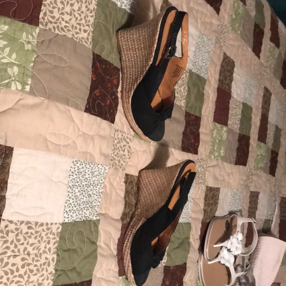 Wedges - Picture 2 of 4